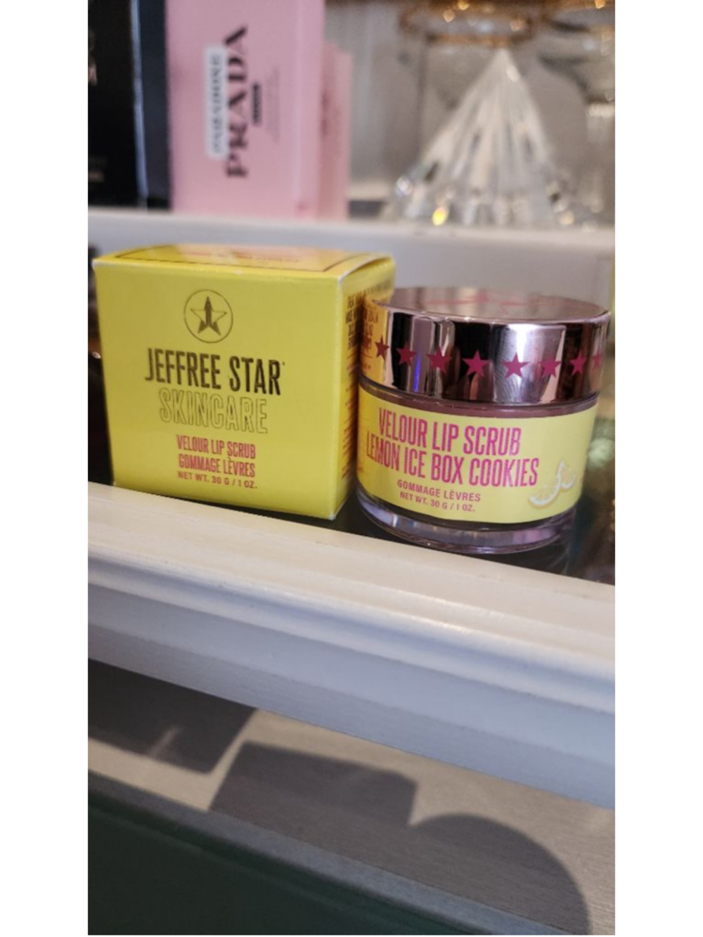Jeffree Star Skincare Velour Lip Scrub
